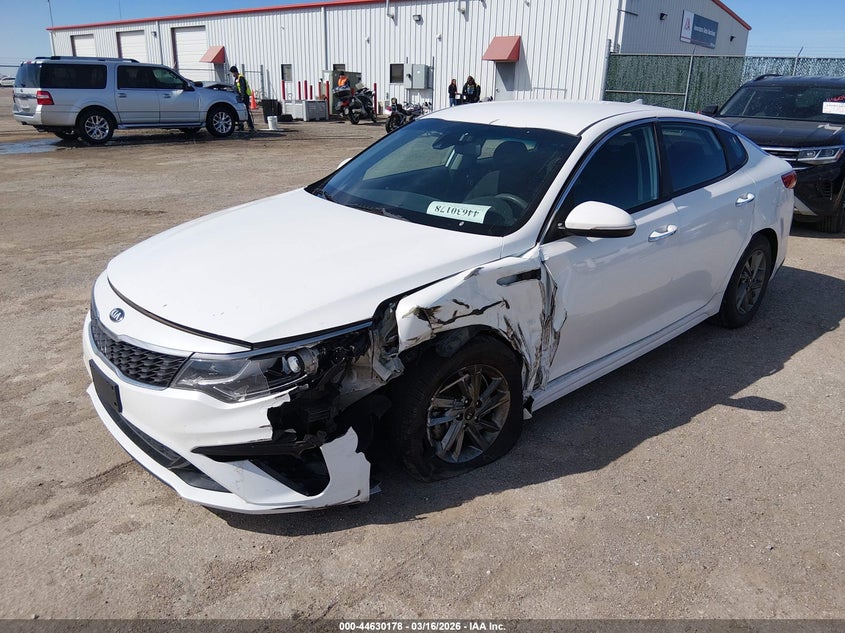 2019 Kia Optima VIN 5XXGT4L37KG358233 IAAI salvage auction — LEFT FRONT, Salvage (Kansas), sold $2,000 on 2026-07-17 (photo 2)
