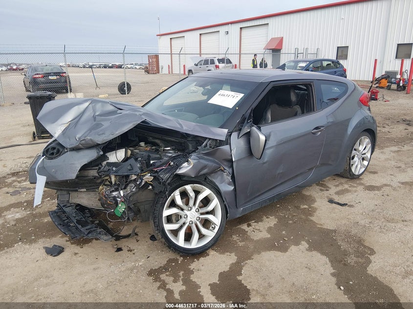 2013 Hyundai Veloster VIN KMHTC6ADXDU131911 IAAI salvage auction — LEFT FRONT, Salvage Title, sold $475 on 2026-07-17 (photo 2)