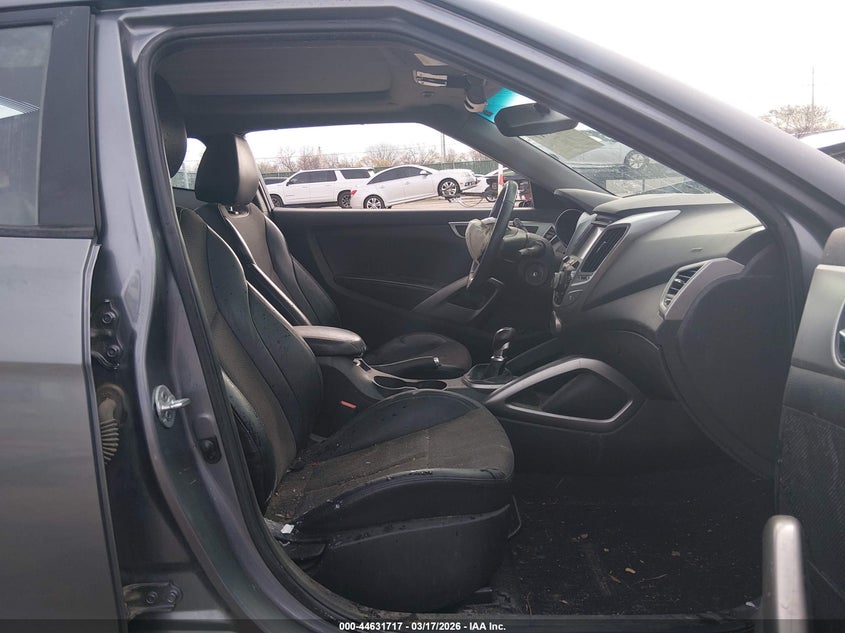 2013 Hyundai Veloster VIN KMHTC6ADXDU131911 IAAI salvage auction — LEFT FRONT, Salvage Title, sold $475 on 2026-07-17 (photo 5)