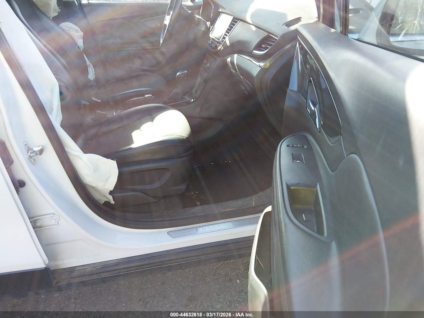 2018 Buick Encore VIN KL4CJASB2JB551836 IAAI salvage auction — LEFT SIDE, Salvage Title, sold $1,125 on 2026-07-24 (photo 5)