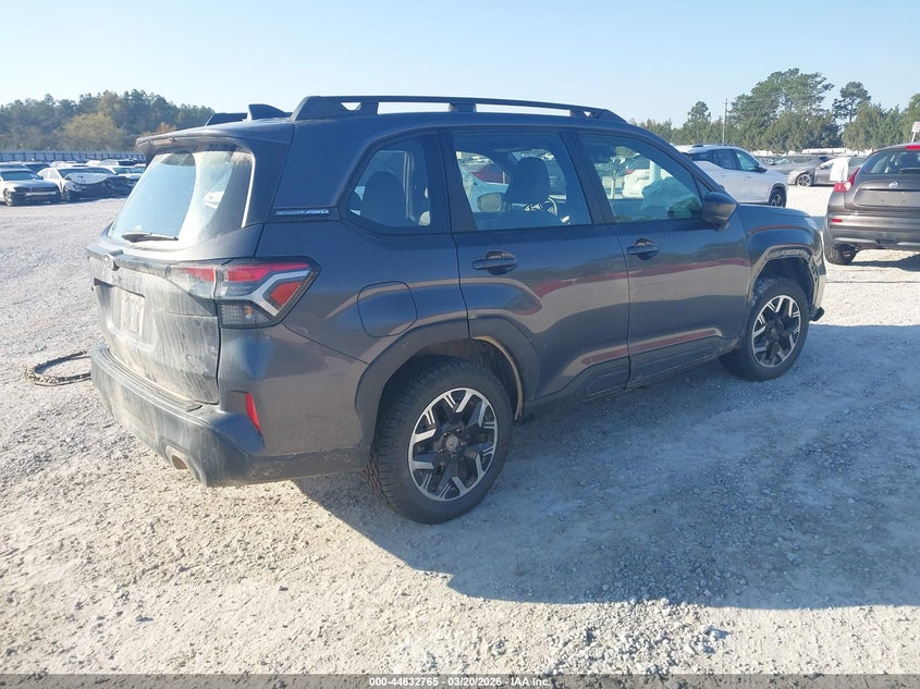 2025 Subaru Forester VIN JF2SLDAC8SH462098 IAAI salvage auction — LEFT FRONT, Salvage Title, sold $4,550 on 2026-07-10 (photo 4)