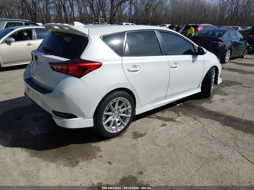 2018 Toyota Corolla VIN JTNKARJE5JJ574511 IAAI salvage auction — LEFT SIDE, Salvage Title, sold $2,225 on 2026-07-08 (photo 4)