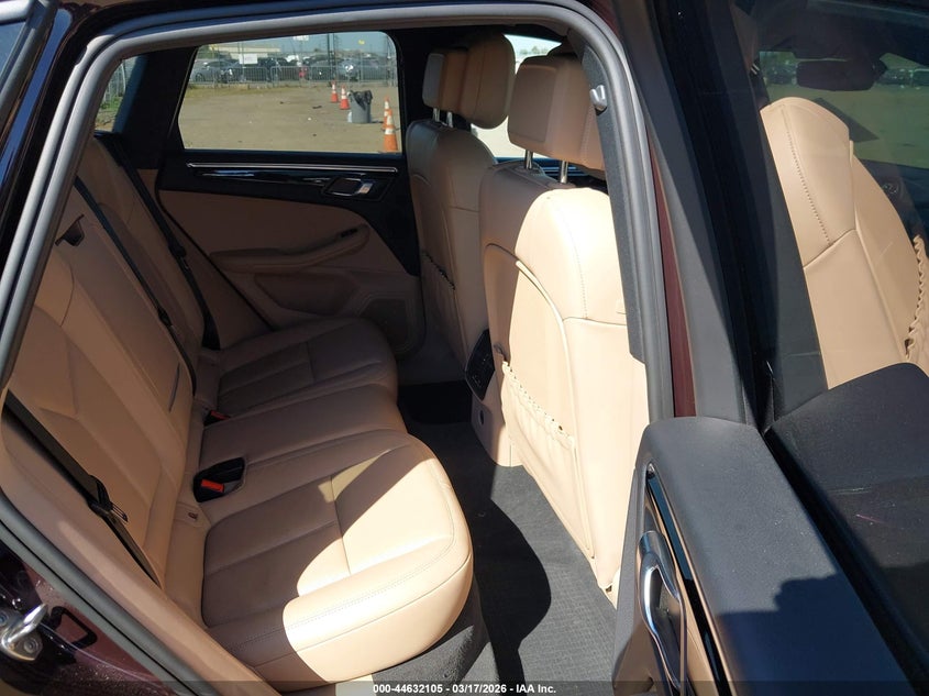 2023 Porsche Macan VIN WP1AA2A51PLB14975 IAAI salvage auction — RIGHT FRONT, Salvage (California), sold $25,600 on 2026-09-09 (photo 8)