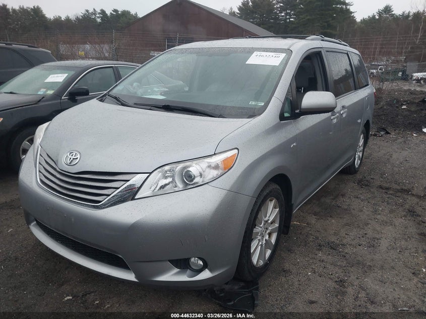 2017 Toyota Sienna VIN 5TDDZ3DC3HS156250 IAAI salvage auction — SIDE, Salvage (Massachusetts), sold $7,000 on 2026-07-05 (photo 2)