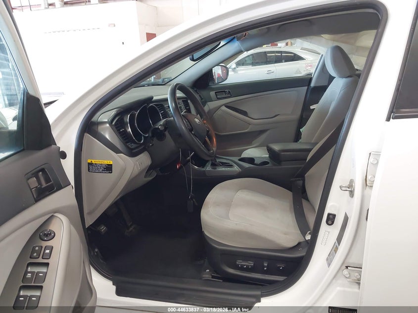 2011 Kia Optima VIN KNAGM4A78B5128575 IAAI salvage auction — RIGHT SIDE, Salvage (Idaho), sold $350 on 2026-07-10 (photo 5)