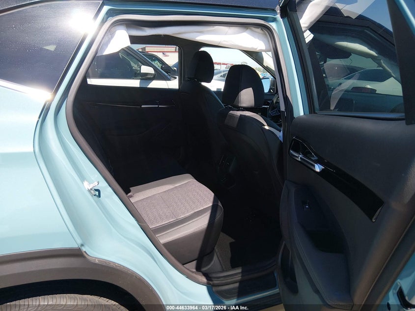 2024 Kia Seltos VIN KNDEUCAA9R7658584 IAAI salvage auction — RIGHT SIDE, Salvage (California), sold $6,000 on 2026-07-19 (photo 8)