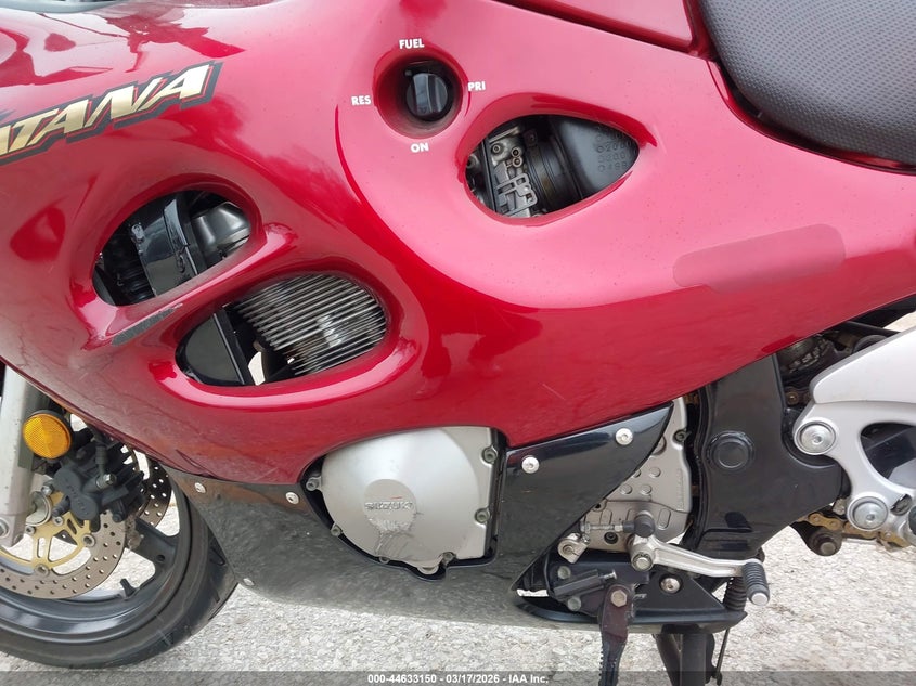 2000 Suzuki Gsx750 VIN JS1GR7GA2Y2100820 IAAI salvage auction — FRONT END, Clear (Kansas), sold $25 on 2026-07-22 (photo 9)