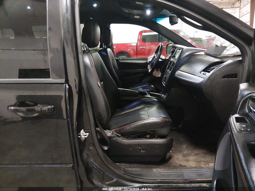 2017 Dodge Caravan VIN 2C4RDGEG5HR573617 IAAI salvage auction — FRONT END, Salvage Title, sold $975 on 2026-07-09 (photo 5)