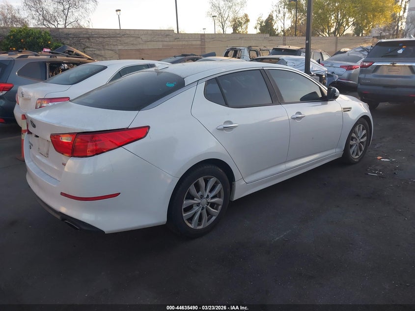 2015 Kia Optima VIN 5XXGM4A77FG395937 IAAI salvage auction — LEFT SIDE, Salvage Title, sold $875 on 2026-07-31 (photo 4)