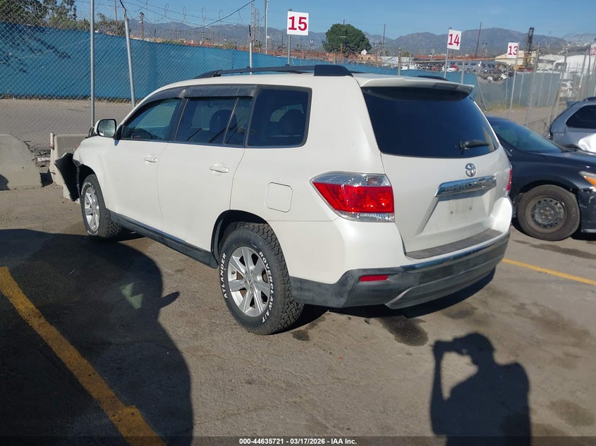 2013 Toyota Highlander VIN 5TDZK3EHXDS090729 IAAI salvage auction — FRONT END, Salvage Title, sold $3,000 on 2026-07-08 (photo 3)