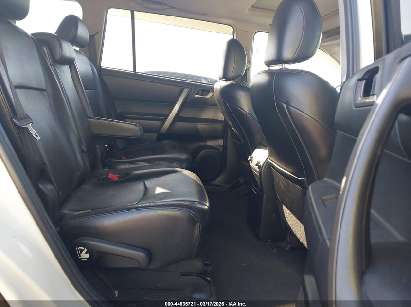 2013 Toyota Highlander VIN 5TDZK3EHXDS090729 IAAI salvage auction — FRONT END, Salvage Title, sold $3,000 on 2026-07-08 (photo 8)