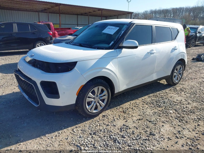 2020 Kia Soul VIN KNDJ23AU7L7702183 IAAI salvage auction — RIGHT FRONT, Salvage Title, sold $1,975 on 2026-07-15 (photo 2)