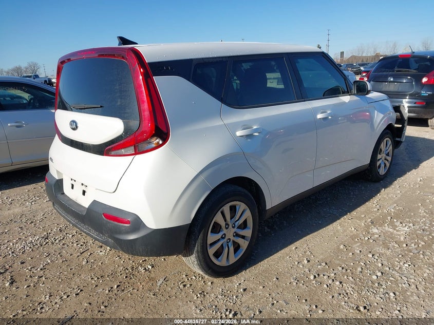 2020 Kia Soul VIN KNDJ23AU7L7702183 IAAI salvage auction — RIGHT FRONT, Salvage Title, sold $1,975 on 2026-07-15 (photo 4)