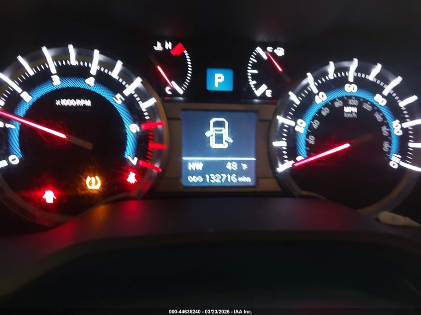 2018 Toyota 4runner VIN JTEBU5JR4J5515610 IAAI salvage auction — RIGHT FRONT, Wait Title, sold $7,950 on 2026-07-09 (photo 7)