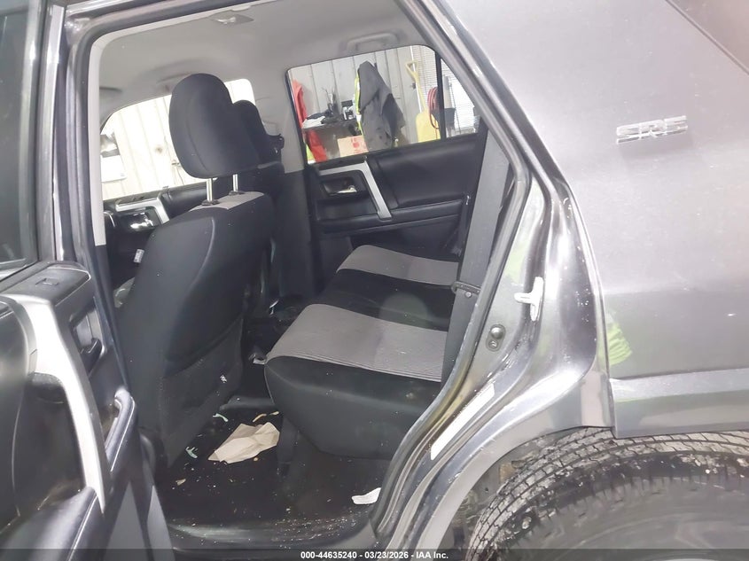 2018 Toyota 4runner VIN JTEBU5JR4J5515610 IAAI salvage auction — RIGHT FRONT, Wait Title, sold $7,950 on 2026-07-09 (photo 8)