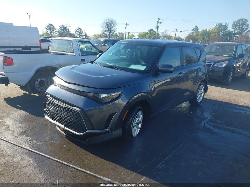 2023 Kia Soul VIN KNDJ23AU4P7889517 IAAI salvage auction — FRONT END, Salvage Title, sold $3,300 on 2026-07-06 (photo 2)