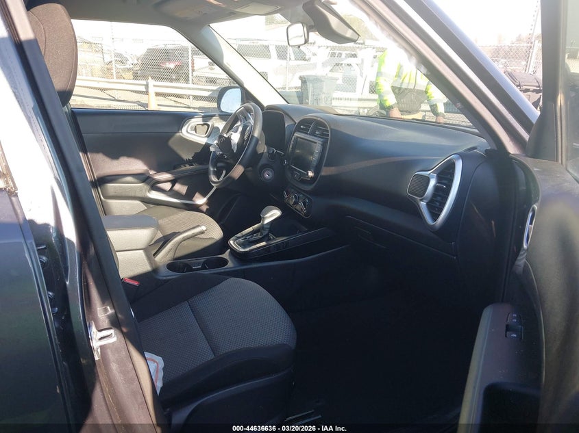 2023 Kia Soul VIN KNDJ23AU4P7889517 IAAI salvage auction — FRONT END, Salvage Title, sold $3,300 on 2026-07-06 (photo 5)