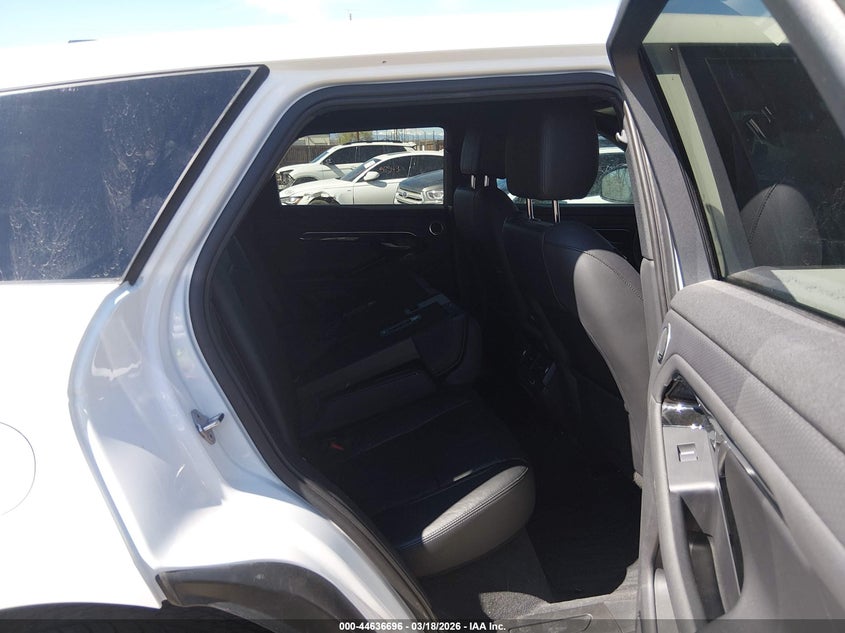 2020 Land rover Range rover evoque VIN SALZJ2FX6LH077006 IAAI salvage auction — ENGINE BURN, Salvage (Colorado), sold $3,750 on 2026-07-29 (photo 8)