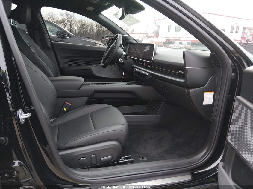 2025 Hyundai Ioniq 6 VIN KMHM54AA9SA105162 IAAI salvage auction — LEFT FRONT, Salvage - Greater Than 75% (Maryland), sold $12,750 on 2026-07-15 (photo 5)