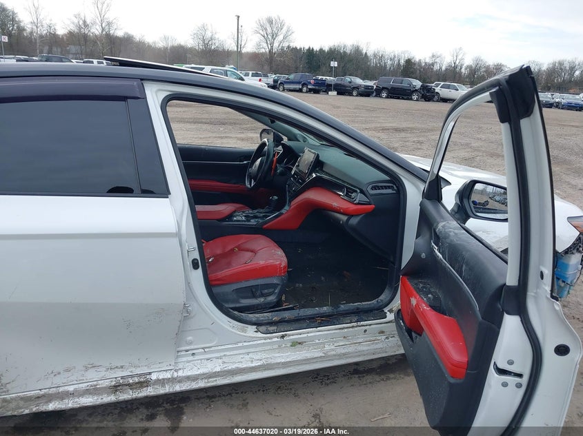 2021 Toyota Camry VIN 4T1K61BK1MU031117 IAAI salvage auction — FRONT & REAR, Salvage (New Jersey), sold $8,100 on 2026-07-31 (photo 5)