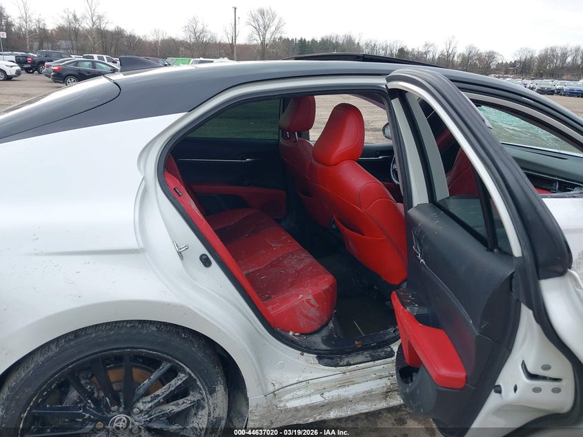 2021 Toyota Camry VIN 4T1K61BK1MU031117 IAAI salvage auction — FRONT & REAR, Salvage (New Jersey), sold $8,100 on 2026-07-31 (photo 8)