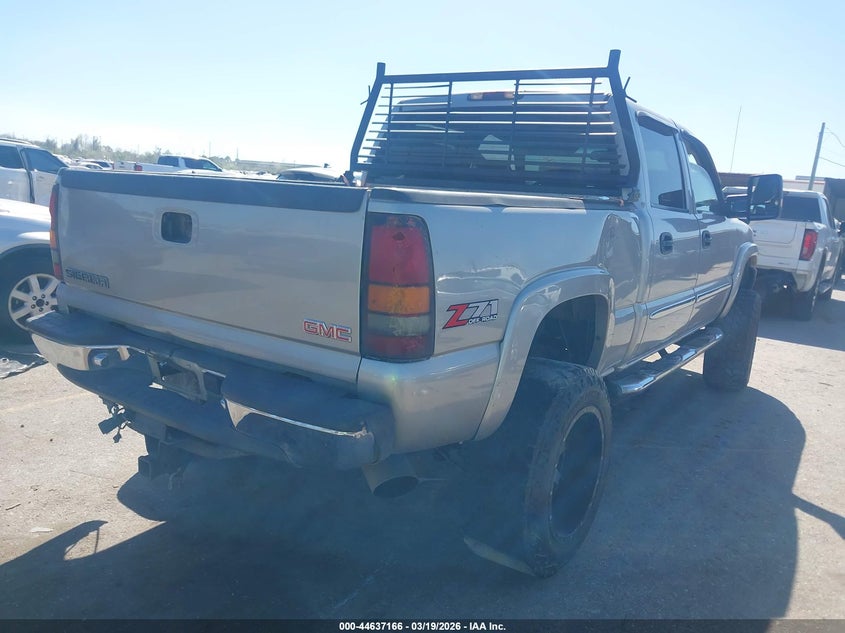2006 Gmc SIERRA VIN 2GTEK13Z061342920 IAAI salvage auction — SIDE, Original (Texas), sold $1,050 on 2026-07-08 (photo 4)