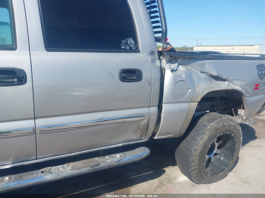 2006 Gmc SIERRA VIN 2GTEK13Z061342920 IAAI salvage auction — SIDE, Original (Texas), sold $1,050 on 2026-07-08 (photo 6)