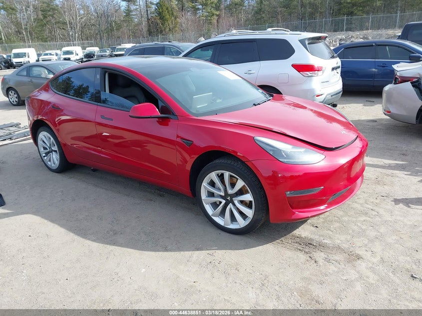 2021 Tesla Model 3 VIN 5YJ3E1EBXMF013165 IAAI salvage auction — UNDERCARRIAGE, Salvage Title, sold $5,700 on 2026-07-23 (photo 1)