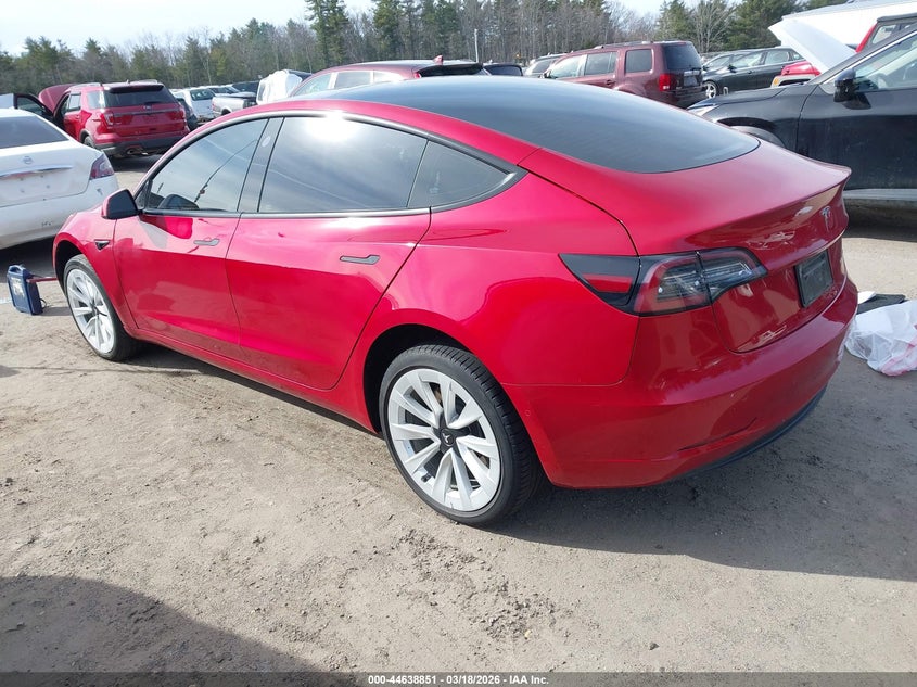 2021 Tesla Model 3 VIN 5YJ3E1EBXMF013165 IAAI salvage auction — UNDERCARRIAGE, Salvage Title, sold $5,700 on 2026-07-23 (photo 3)
