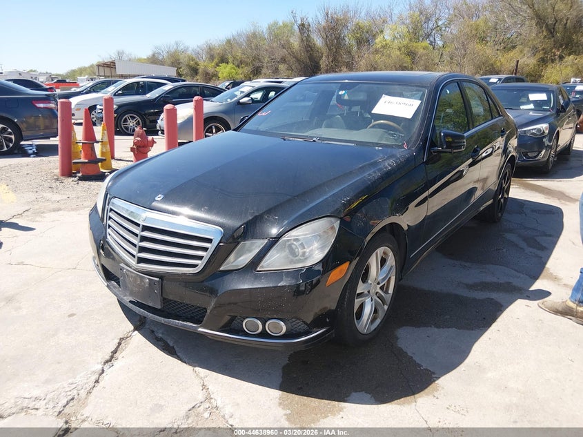 2011 Mercedes-benz E-klasse VIN WDDHF8HB5BA490900 IAAI salvage auction — RIGHT FRONT, Clear (Virginia), sold $650 on 2026-08-03 (photo 2)