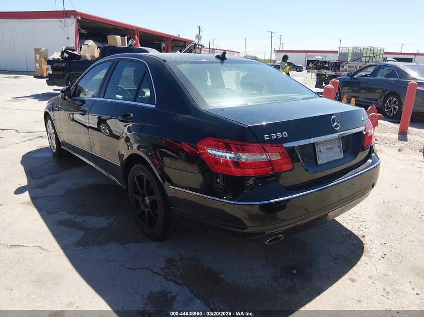 2011 Mercedes-benz E-klasse VIN WDDHF8HB5BA490900 IAAI salvage auction — RIGHT FRONT, Clear (Virginia), sold $650 on 2026-08-03 (photo 3)