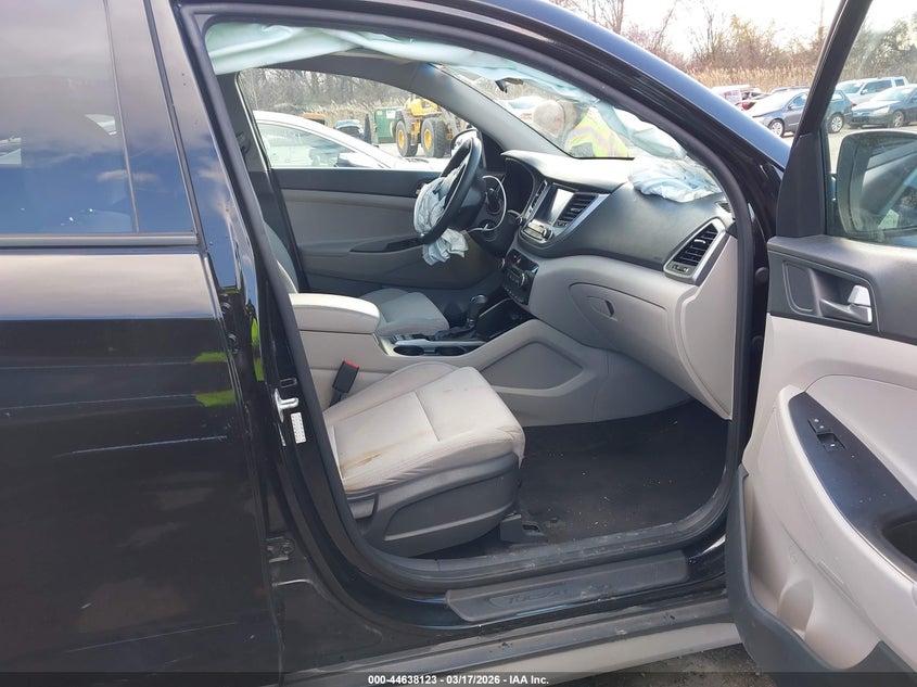2018 Hyundai Tucson VIN KM8J3CA48JU747947 IAAI salvage auction — RIGHT FRONT, Salvage Title, sold $2,600 on 2026-07-16 (photo 5)