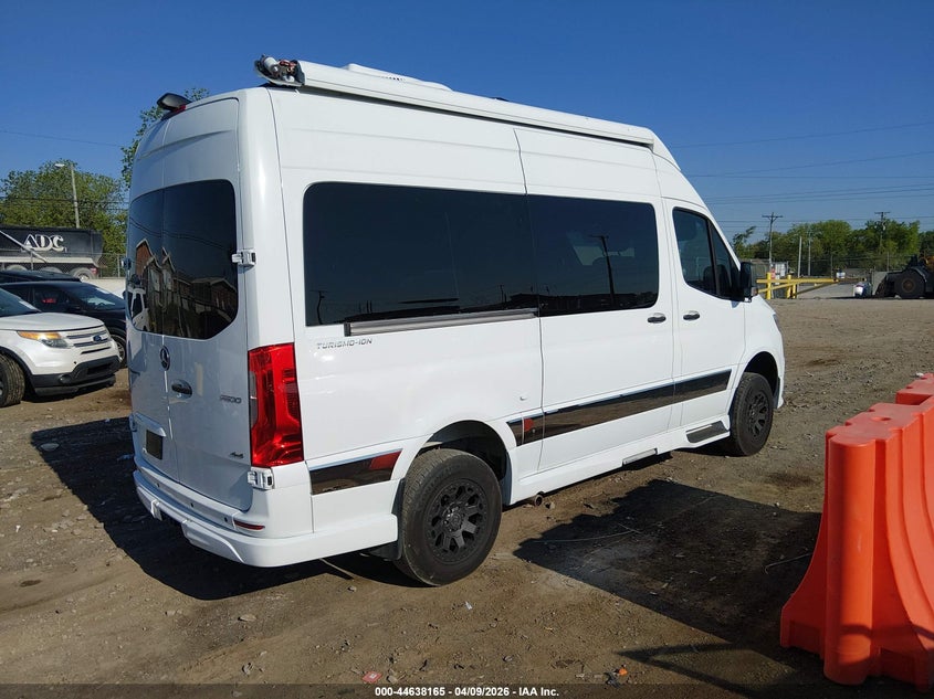 2020 Mercedes-benz Sprinter VIN W1W4EBVY9LT042476 IAAI salvage auction — Hail, Salvage (Tennessee), sold $48,550 on 2026-04-30 (photo 4)