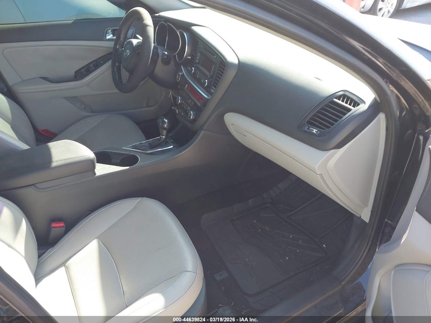 2015 Kia Optima VIN 5XXGN4A79FG351824 IAAI salvage auction — NORMAL WEAR, Original (Texas), sold $25 on 2026-07-29 (photo 5)