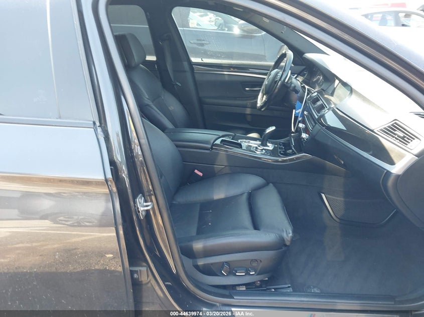 2012 BMW 5er VIN WBAFR9C58CDX79153 IAAI salvage auction — LEFT FRONT, Salvage Title, sold $700 on 2026-07-16 (photo 5)
