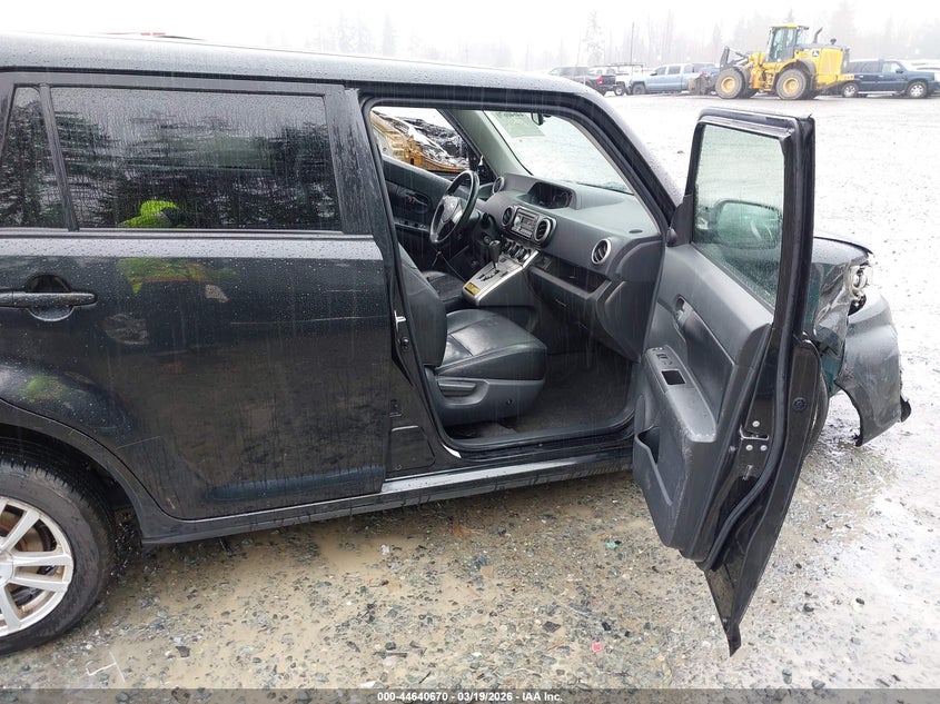 2011 Scion Xb VIN JTLZE4FE6B1133155 IAAI salvage auction — LEFT SIDE, Salvage (Oregon), sold $375 on 2026-07-22 (photo 5)