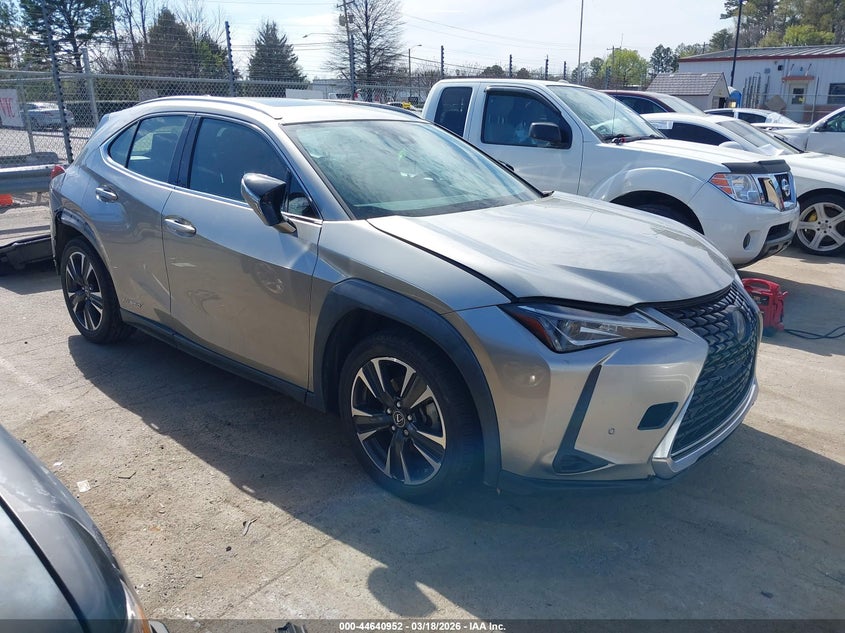 2020 Lexus Ux VIN JTHP9JBH1L2020360 IAAI salvage auction — REAR END, Salvage Title, sold $6,975 on 2026-07-29 (photo 1)