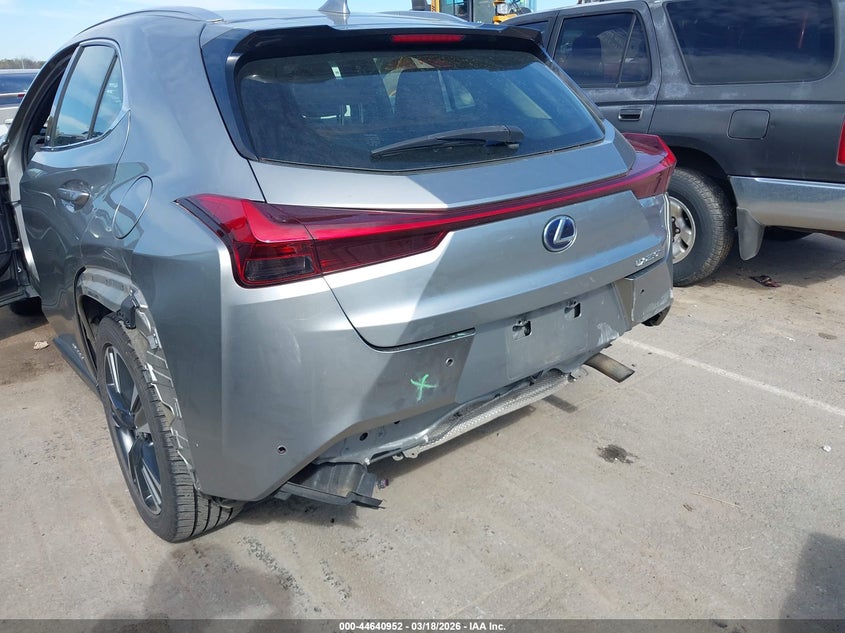 2020 Lexus Ux VIN JTHP9JBH1L2020360 IAAI salvage auction — REAR END, Salvage Title, sold $6,975 on 2026-07-29 (photo 6)