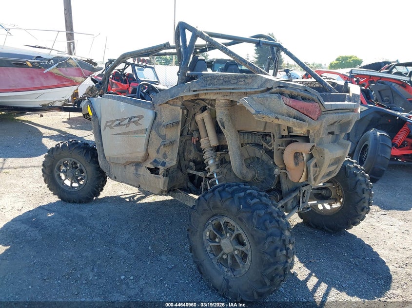 2025 Polaris Rzr VIN 3NSNEE995SF046450 IAAI salvage auction — RIGHT FRONT, Salvage (California), sold $7,850 on 2026-09-13 (photo 3)