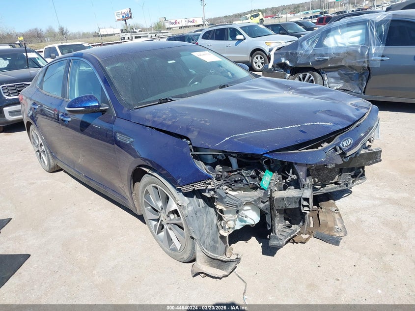 2019 Kia Optima VIN 5XXGT4L33KG294417 IAAI salvage auction — FRONT END, Salvage (Oklahoma), sold $325 on 2026-07-22 (photo 1)