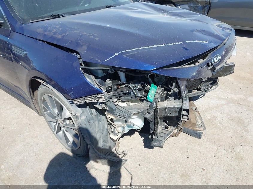 2019 Kia Optima VIN 5XXGT4L33KG294417 IAAI salvage auction — FRONT END, Salvage (Oklahoma), sold $325 on 2026-07-22 (photo 6)
