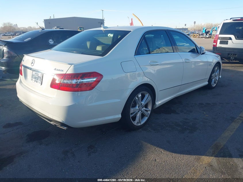 2012 Mercedes-benz E-klasse VIN WDDHF8JB9CA544923 IAAI salvage auction — LEFT SIDE, Salvage (Utah), sold $2,275 on 2026-08-20 (photo 4)
