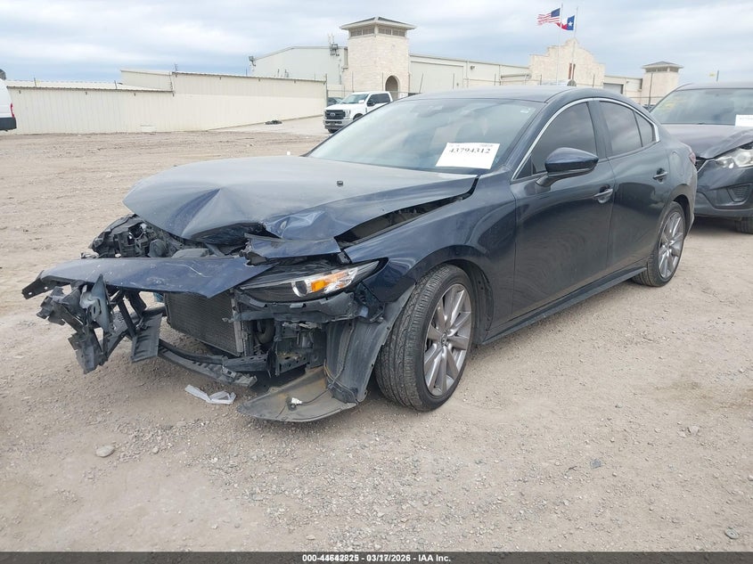 2020 Mazda 3 VIN JM1BPACLXL1175807 IAAI salvage auction — FRONT END, Salvage Title, sold $525 on 2026-08-24 (photo 2)