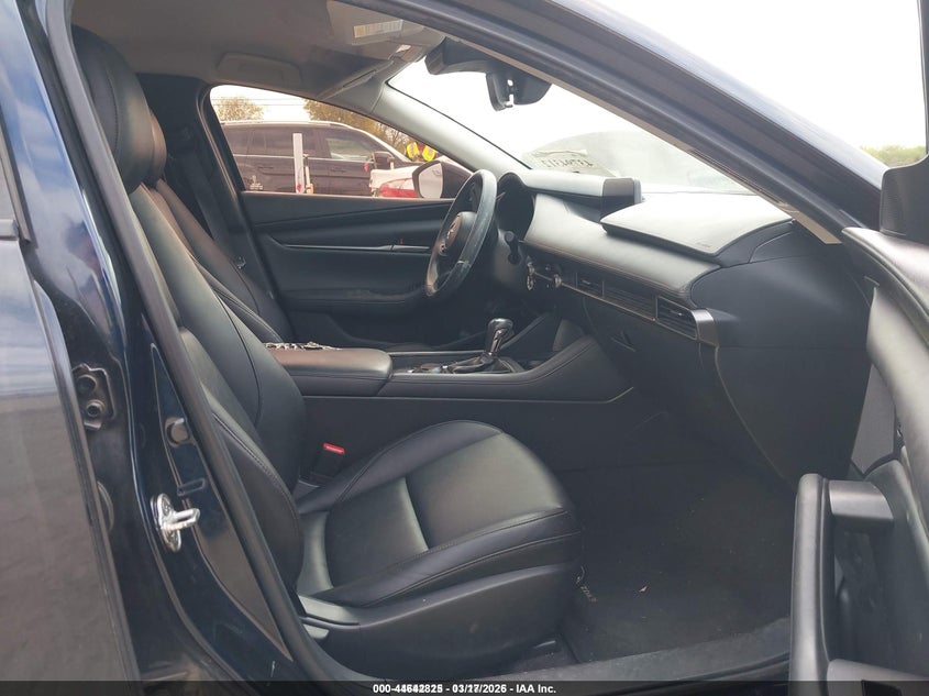 2020 Mazda 3 VIN JM1BPACLXL1175807 IAAI salvage auction — FRONT END, Salvage Title, sold $525 on 2026-08-24 (photo 5)