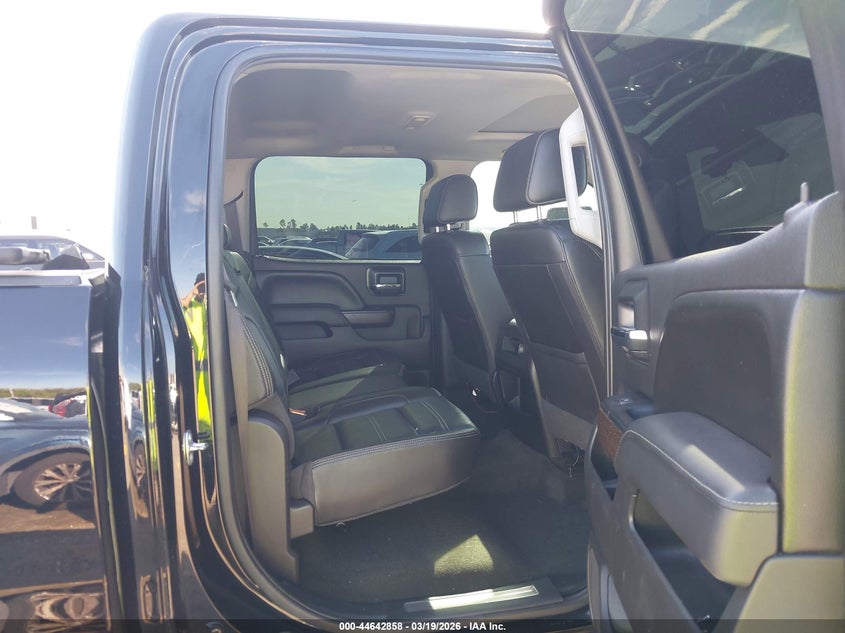 2017 Gmc SIERRA VIN 1GT12UEY7HF144965 IAAI salvage auction — RIGHT FRONT, Original (Texas), sold $5,700 on 2026-07-09 (photo 8)