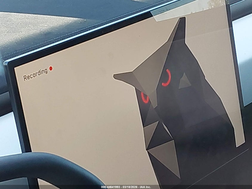 2024 Tesla Cybertruck VIN 7G2CEHEE6RA017282 IAAI salvage auction — LEFT SIDE, Salvage Title, sold $27,250 on 2026-07-30 (photo 7)
