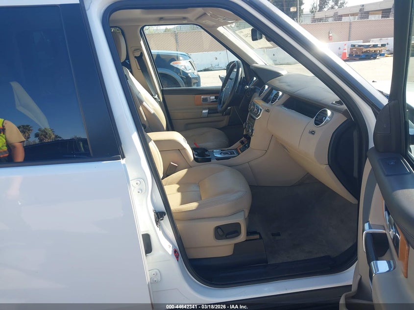 2015 Land rover Lr4 VIN SALAK2V64FA763867 IAAI salvage auction — UNKNOWN, Salvage Title, sold $675 on 2026-07-27 (photo 5)