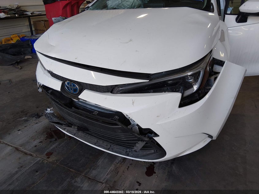 2023 Toyota Corolla VIN JTDBCMFEXPJ011750 IAAI salvage auction — FRONT END, Salvage Title, sold $6,300 on 2026-08-01 (photo 6)