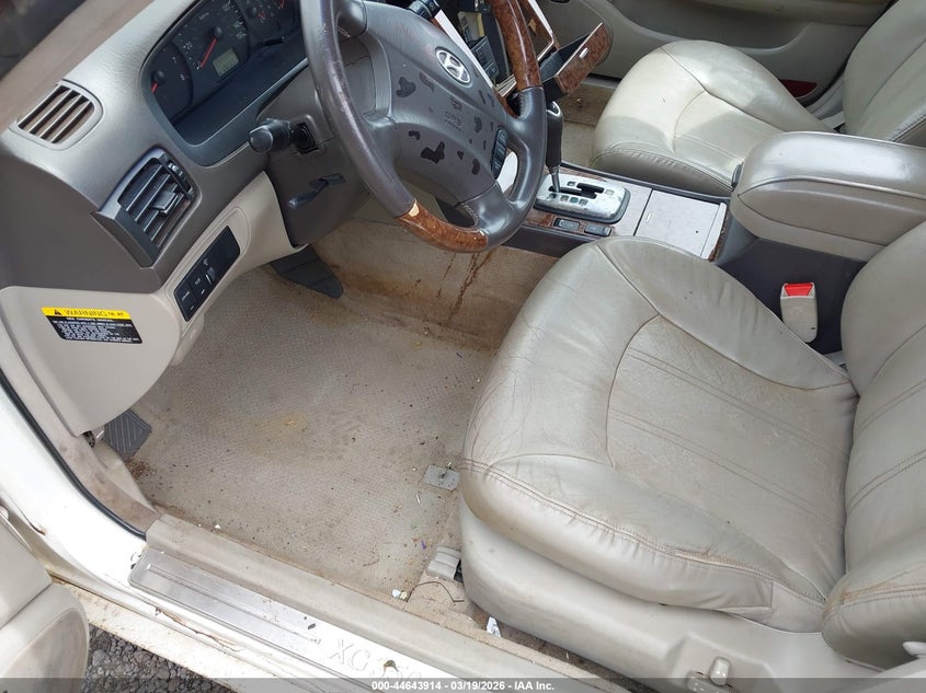 2005 Hyundai Xg VIN KMHFU45E65A408185 IAAI salvage auction — FRESH WATER, Salvage (Hawaii), sold $75 on 2026-07-21 (photo 6)