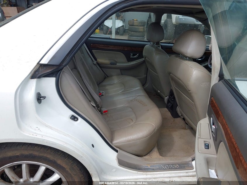 2005 Hyundai Xg VIN KMHFU45E65A408185 IAAI salvage auction — FRESH WATER, Salvage (Hawaii), sold $75 on 2026-07-21 (photo 8)